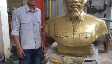 VŨ KIÊN là địa chỉ cơ sở đúc tượng chân dung giá rẻ chất lượng