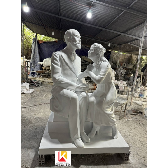 tượng xin cha đi tu, tượng thánh, tượng công giáo, tạo mẫu tượng công giáo, tọ mẫu tượng công giáo trên đất sét.