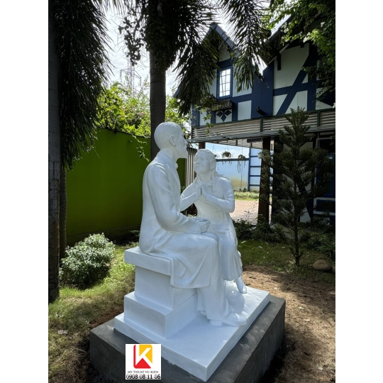 tượng xin cha đi tu, tượng thánh, tượng công giáo, tạo mẫu tượng công giáo, tọ mẫu tượng công giáo trên đất sét.